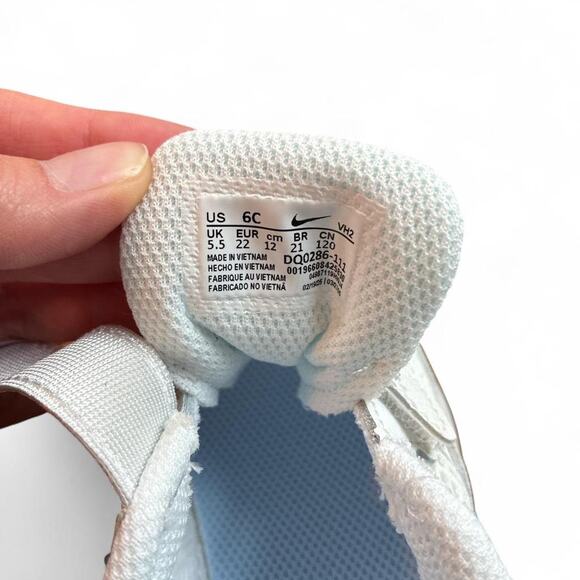 Nike Air Max Sneakers Toddler - Picture 4 of 4